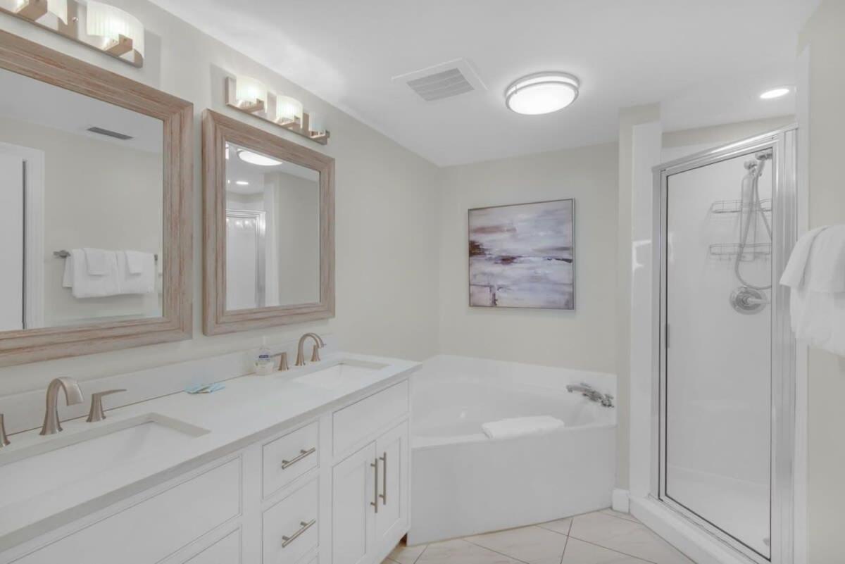 Brightly Furnished Beachfront Condominium By Brightwild Panama City Beach Zewnętrze zdjęcie